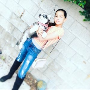 I’m not selling this I’m wearing a outfit